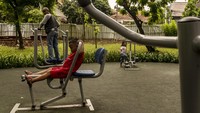 Ruang ketiga tersebut meliputi kota hingga ruang kota yang bukan hanya memperindah kota, namun juga bisa dijadikan sebagai tempat interaksi dan kolaborasi untuk mendekatkan, menghangatkan dan menyatukan antarwarga.