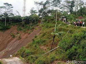 Longsor di Banjarnegara Putus Akses Jalan, Warga 3 Dusun Terisolir