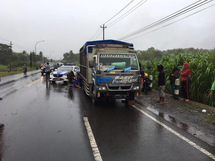 TKP kecelakaan di jalan nasional Jogja-Wates, wilayah Kedungsari, Pengasih, Kulon Progo, DIY, Rabu (26/10/2022) pagi.