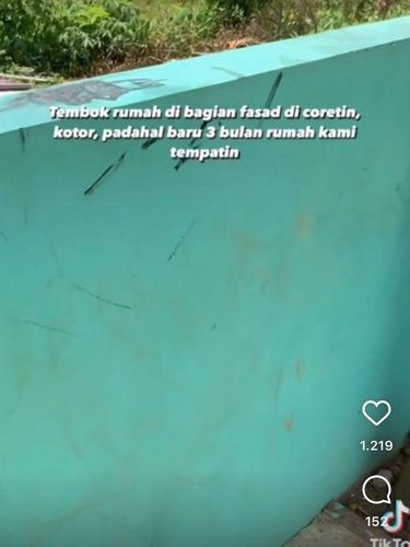 Unggahan wanita curhat di media sosial, anak tetangga sering merusak fasad dan bel rumah.