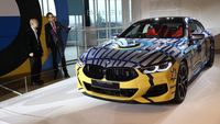 Wujud BMW Seri The 8 X Jeff Koons, Satu-satunya Di Asia Tenggara