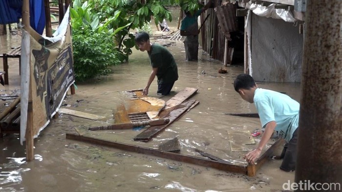 Banjir Mamuju