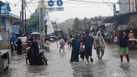 Tidak ada korban jiwa dalam peristiwa banjir yang melanda wilayah ini. Air yang merendam beberapa pemukiman warga juga telah surut. (Abdy Febriady/detik.com).