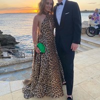 Chloe dan Scotty telah menggelar pesta pertunangan di Cannes, Prancis yang dihadiri selebriti, seperti Catherine Zeta-Jones hingga Tommy Hilfiger.Foto: Instagram Chloe Stroll