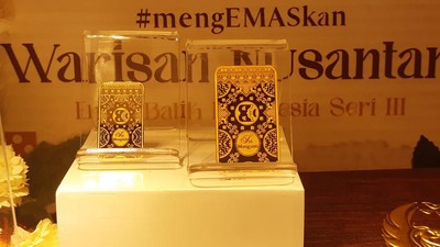 Wujud Emas Batangan Motif Batik yang Ciamik