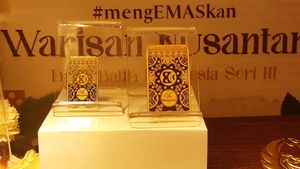 Wujud Emas Batangan Motif Batik yang Ciamik