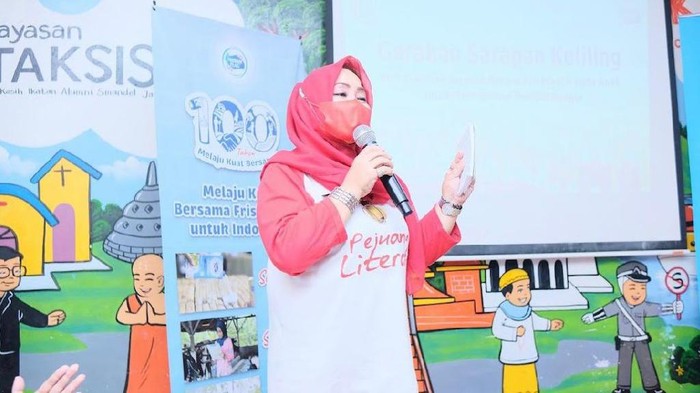 Gerakan Sarapan Keliling Sasar Anak-anak di Jakarta-Depok-Tangerang Program 'Gerakan Sarapan Keliling' diluncurkan di Jakarta, Depok, dan Tangerang. Program ini mendorong anak sarapan dengan makanan bergizi seimbang.