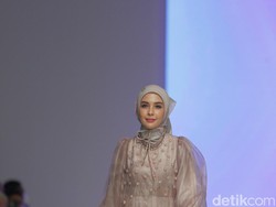 7 Inspirasi Gaya Hijab Elegan ala Selebgram Hamidah Rachmayanti