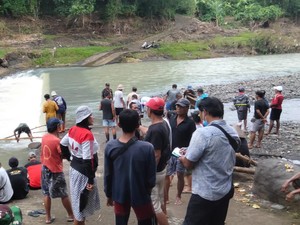 Seorang Pria Hilang Saat Mandi di Tukad Yeh Ho Tabanan
