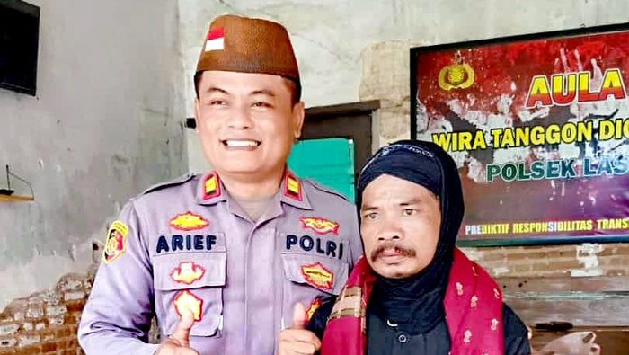 Joko Kendil di Mapolsek Lasem.