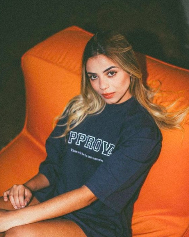 Secara mengejutkan, Keyla mengaku bergabung dengan OnlyFans. Keputusannya tersebut tentu saja jadi kontroversi. Foto: dok. Instagram/@key.alvees