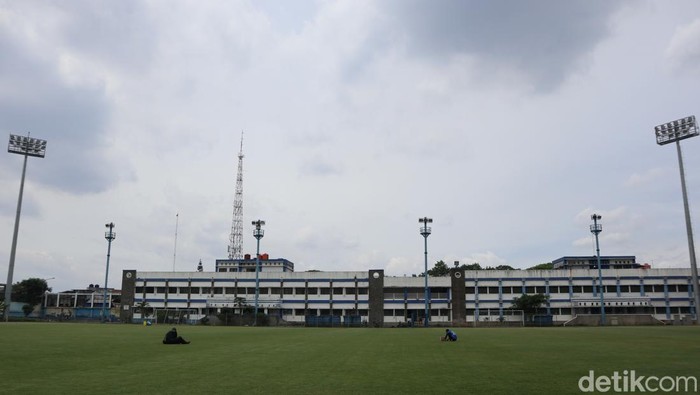 Lapangan di Stadion Persib.