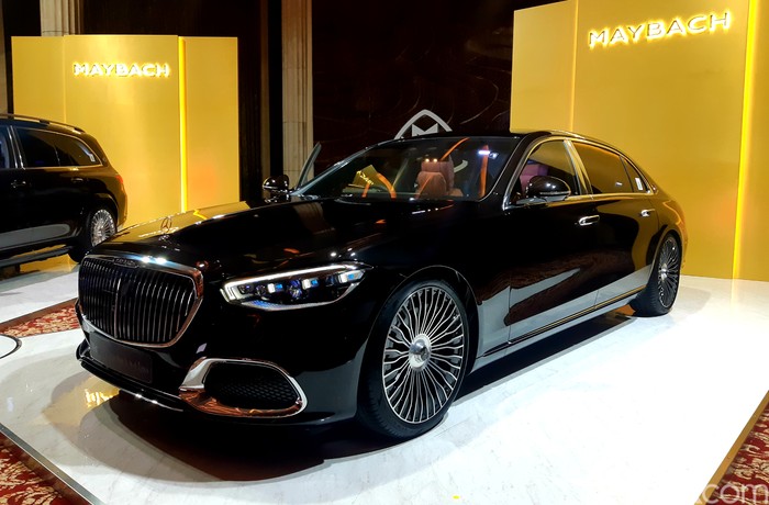 Mercedes-Maybach S-Class