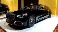 Mercedes Maybach S-Class 580, mobil sedan ini masuk generasi kedua. Foto: Ridwan Arifin