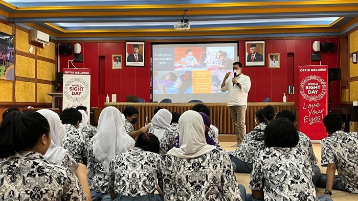 Peduli Kesehatan Mata, Optik Melawai Ramaikan World Sight Day 2022