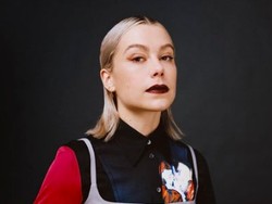 Phoebe Bridgers Bikin Konser Murah, tapi Ada Syaratnya