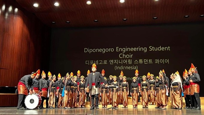 PSMT Undip saat bertanding di Korea Selatan.