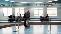 Sejumlah pasien terlihat di Pusat Kardiovaskular Terpadu RS UI.