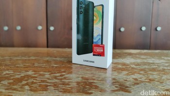 Galaxy A04s mendarat di Indonesia pada September silam. Foto: Adi Fida Rahman/detikINET