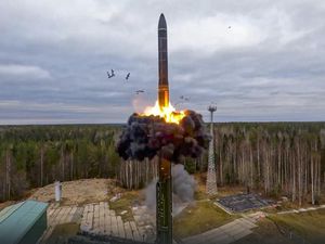 Rusia Bersiap untuk Dunia Tanpa Batasan Nuklir