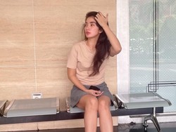 8 Foto Ussy Sulistiawaty Usai Turun Berat Badan 27 Kg, Makin Awet Muda