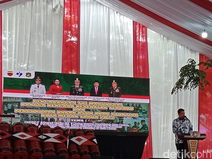 Wali Kota Medan Bobby Nasution saat acara di Belawan. (Ahmad Arfah/detikSumut)