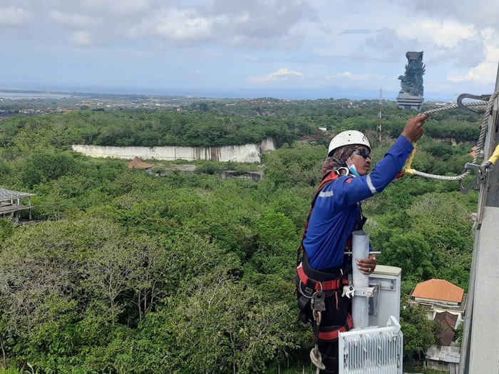 BTS XL Axiata di Bali.