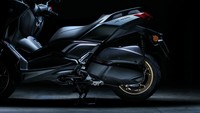 Ini buritan samping dari Xmax 300 2023 Foto: dok. Yamaha Motor Europe