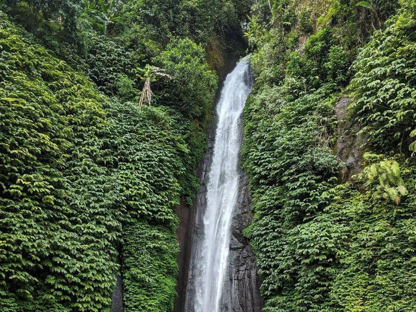 20 Air Terjun di Bali yang Mempesona dan Menyejukkan Hati