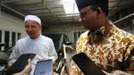 Potret Tongkat Tanduk Rusa Hadiah Habib Novel untuk Anies Baswedan