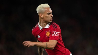 Foto: Aksi Antony yang Dicap Badut oleh Legenda MU