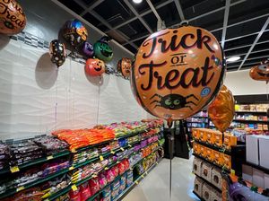 Apa Arti Trick or Treat Halloween dan Mengapa Anak-anak AS Ikut Serta?