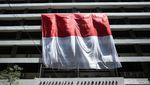 Bendera Raksasa Berkibar di Kampus Sambut Hari Sumpah Pemuda