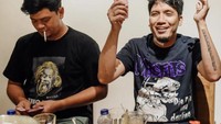 Desta Mahendra akan bertanding melawan Raffi Ahmad dalam Tiba-tiba Tenis pada 12 November 2021 mendatang. Foto: Instagram