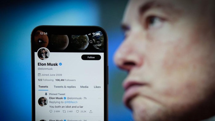 Elon Musk beli Twitter