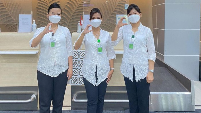 Memperingati Hari Penerbangan Nasional Kamis 27 Oktober 2022, awak kabin maskapai penerbangan Citilink menggelar peragaan busana (fashion show) kebaya oleh awak kabin di atas ketinggian 35.000 kaki.