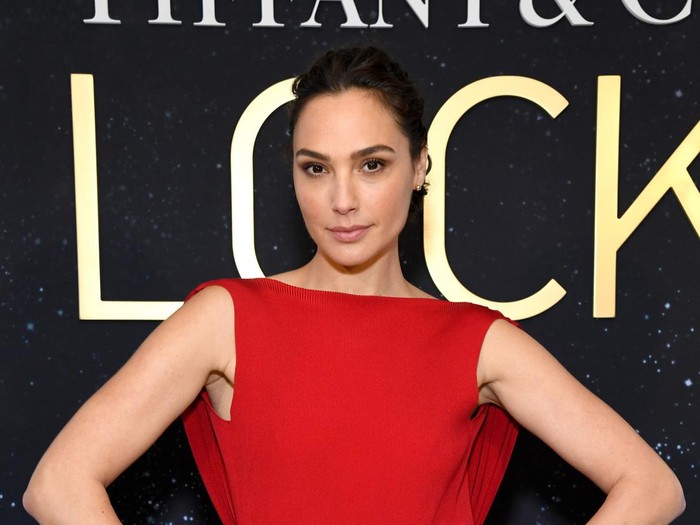 LOS ANGELES, CALIFORNIA - OCTOBER 26: Gal Gadot attends as Tiffany & Co. celebrates the launch of the Lock Collection at Sunset Tower Hotel on October 26, 2022 in Los Angeles, California. (Photo by Stefanie Keenan/Getty Images for Tiffany & Co.)