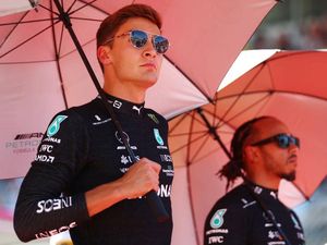F1 2022: Hamilton Tak Masalah Finis di Bawah Russell Musim Ini