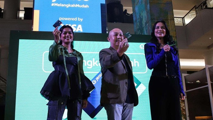 Jenius Luncurkan Kartu Kredit Digital Jenius dari Bank BTPN meluncurkan kartu kredit Jenius Visa yang serba digital. Kartu kredit ini dapat dikelola melalui aplikasi Jenius.