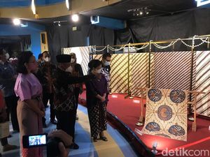 Adab dan Cara Penggunaan Kain Batik dalam Adat di Keraton Jogja