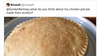 Mencoba membuat pie, netizen ini disebut berbohong oleh Gordon Ramsay. Ramsay mengatakan bahwa pie tersebut adalah pie kemasan yang bungkusnya sudah disingkirkan. Foto: Bored Panda