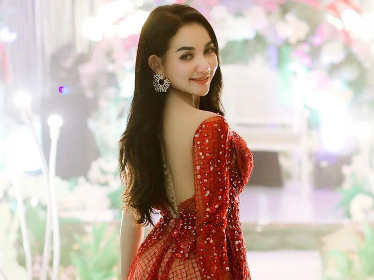 Lala Widy, Pedangdut Daerah yang Suka Bikin Penonton Tawuran