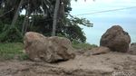 Foto Longsor di Majene yang Tutupi Jalan Trans Sulawesi hingga Bibir Pantai