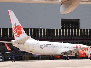 Terpopuler: Lion Air Jadi Maskapai Terburuk-Dada Miss Peru Dibuka Monyet Bali