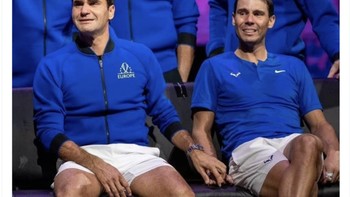 Meme karyawan Twitter gelisah apakah akan dipecat atau tidak. Foto: Twitter