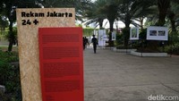 Pada tahun ini, Rekam Jakarta mengangkat tema Jakarta 24+ sebagai pengejawantahan terhadap usaha Kota Jakarta dan masyarakat penghuninya dalam membangun dan beradaptasi kembali di tengah pandemi COVID-19 yang sedang melanda.