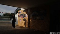 Rekam Jakarta tahun ini juga mengajak beberapa komunitas untuk ikut serta berpartisipasi dalam acara turunan yang masih berkaitan dengan fotografi.