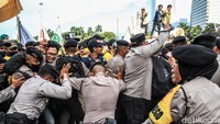 Unjuk rasa mahasiswa bertepatan dengan momen peringatan Sumpah Pemuda, 28 Oktober.