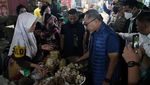 Momen Mendag Tinjau Harga Bapok di Malang