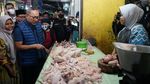 Momen Mendag Tinjau Harga Bapok di Malang